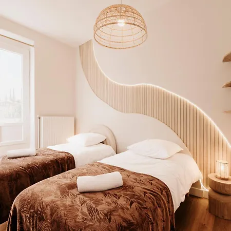 Free Parking - Self Checkin - Wifi - Terrasse - La Maison Coco By Superbordeaux