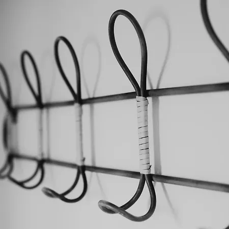 Spacious 5-bedroom With Terrace, Air Conditioning And Parking Апартаменты